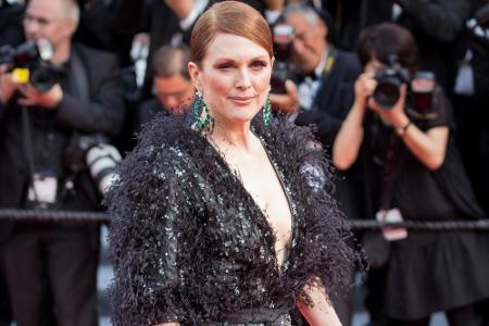 Stilvoll in Grau: Julianne Moore