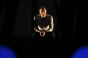 Måns Zelmerlöw am Donnerstag Sekunden vor seinem Auftritt beim zweiten ESC-Halbfinale