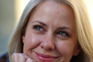 Anke Greifeneder: In ihrem neuen Buch hat sie die Hauptfigur ins Kloster geschickt