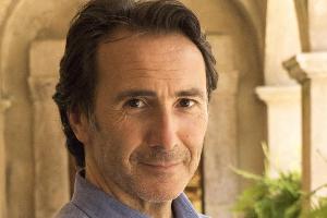 Bruno Maccallini spielt in "Zwei Esel auf Sardinien" (ZDF) Bruno Bertani