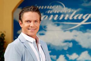 Stefan Mross lässt "Immer wieder sonntags" die Puppen tanzen