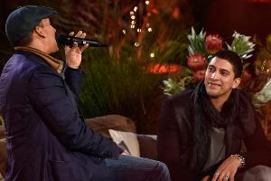 Andreas Bourani darf sich von Xavier Naidoo etwas vorsingen lassen