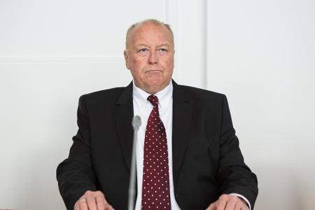 Thomas Thieme als Uli Hoeneß im ZDF-Film 