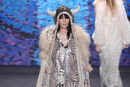 Boho und Wikinger bei Anna Sui