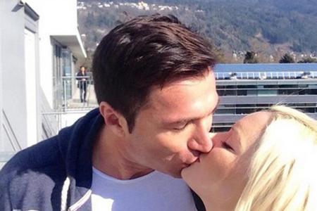 Küsschen: Daniela Katzenberger und Freund Lucas Cordalis turteln in Österreich