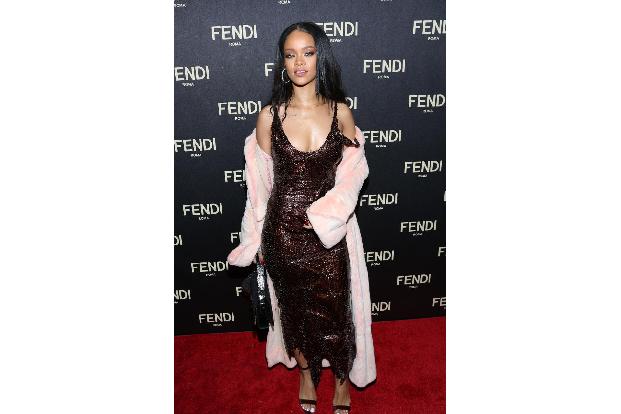 08 Rihanna Andres OteroWENN.com wenn22185335.jpg