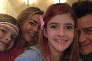 Charlie Sheens elfjährige Tochter Sam macht schon Selfies wie ein Profi