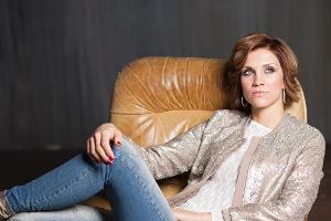 Anna-Maria Zimmermann kontert Poptitan Dieter Bohlen