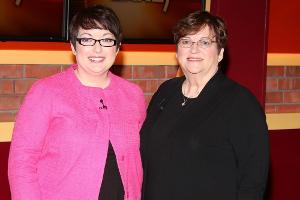 Zwei Schriftstellerinnen, ein Thema: Betty (re.) und Mathob Mahmoody in der Talkshow von Markus Lanz