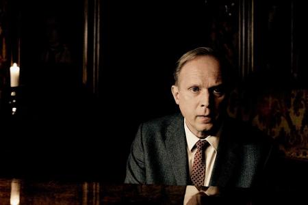 Ulrich Tukur als Kommissar Murot im 