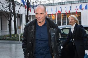 Steht bei Günther Jauch Rede und Antwort: Yanis Varoufakis