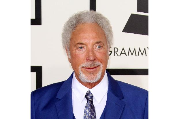 15 Tom Jones Adriana M Barraza WENN wenn22165494.jpg