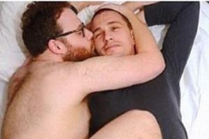 Mit Bildern wie diesem heizt James Franco die Diskussion um seine Sexualität zusätzlich an