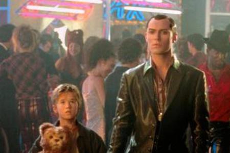 Haley Joel Osment (li.) und (Jude Law) in 