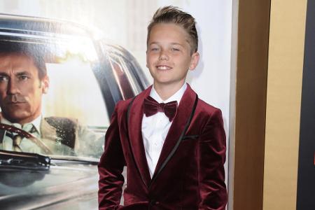 Mason Vale Cotton macht auf den roten Teppich eine gute Figur.