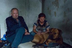 Kommissar Borowski (Axel Milberg,li.) und Leon (Amar Saaifan)