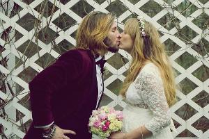 Schwangere Braut noch im Dezember: Das Familienglück von Gil und Verena ist nun perfekt