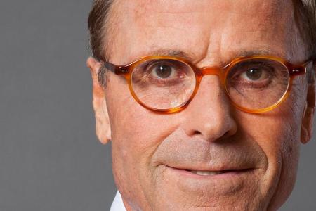 Dr. med. Ulrich Strunz klärt in seinem neuen Buch 