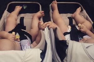 Chris Hemsworths Zwillinge Sasha und Tristan