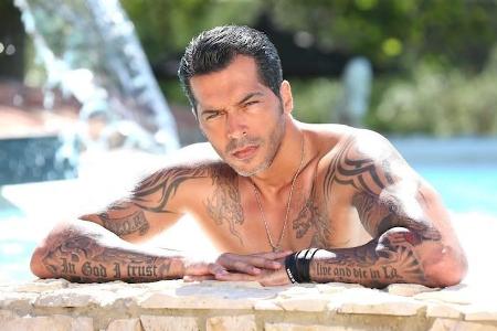 01 Aurelio httpswww.facebook.comaurelio.bachelorette2014 10492385_556764634445470_8918832638489689908_n.jpg