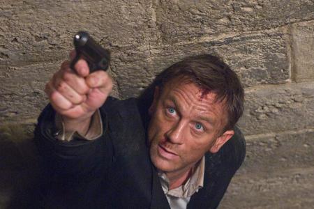 Bond (Daniel Craig) macht von seiner 