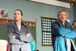 Anke Engelke (l.) und Justus von Dohnányi in der Komödie "Frau Müller muss weg"