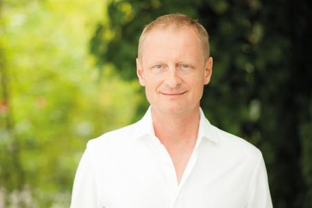 Ulrich Schulte ist seit 2008 Chefdesinger von Riani.