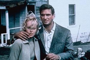 Tippi Hedren und Rod Taylor in "Die Vögel" (1963) von Alfred Hitchcock