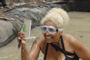 Patricia Blanco bei der Schatzsuche im Dschungelcamp