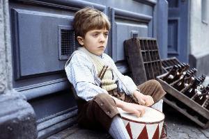 Szenenbild aus der Literaturverfilmung "Die Blechtrommel"