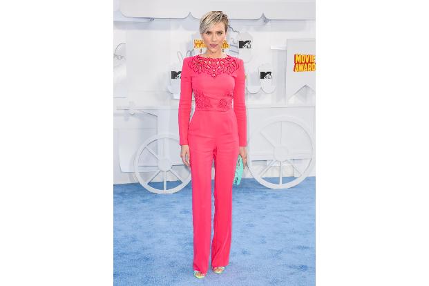 07 Scarlett Johansson Brian TO WENn wenn22382115.jpg