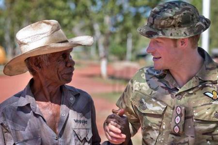 Prinz Harry traf sich mit Senioren und Kindern