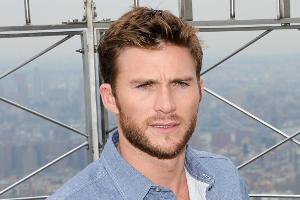 Scott Eastwood auf dem Empire State Building in New York