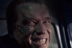 Grinsender Cyborg: Arnold Schwarzenegger in "Terminator: Genisys"