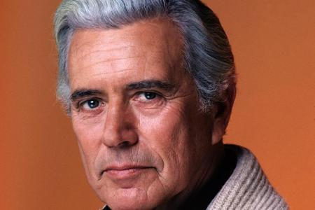 John Forsythe spielte das Familienoberhaupt Blake Carrington