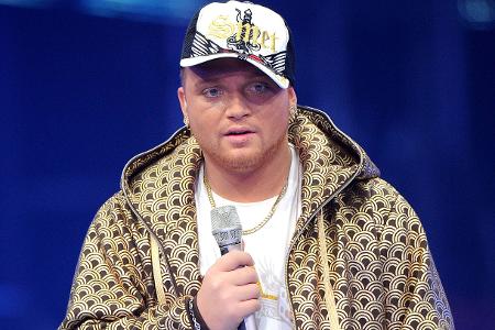 01 Menowin Fröhlich Imago STAR-MEDIA imago53808539h.jpg