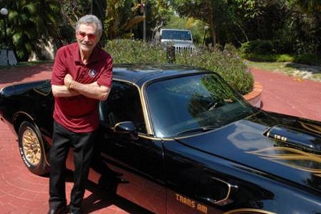 Um dieses Prachtstück geht es: Burt Reynolds' 77er Trans Am