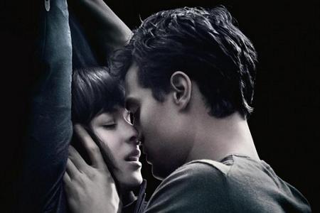 Das wohl heißeste Geschenk zum Valentinstag: Ein Kinobesuch beim Film 