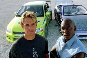 Der ehemalige Undercover-Cop Brian O'Conner und sein alter Freund Roman Pearce sollen helfen, den Drogenhändler Carter Veron...