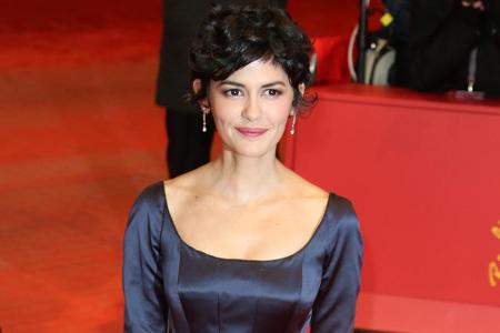 Die Jury-Augenweide Audrey Toutou in Nachtblau