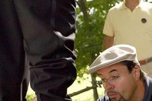 Ein ermordeter Bankier. War es Selbstmord? Die Fesselungsmale an einem der Fußgelenke deuten für Prof. Boerne eher auf ein G...