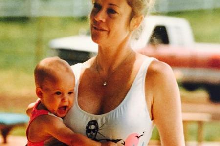 Melanie Griffith mit ihrer Tochter Dakota Johnson im Urlaub