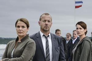 "Tod eines Mädchens" mit Starbesetzung: Barbara Auer (l.), Heino Ferch, Anja Kling etc.