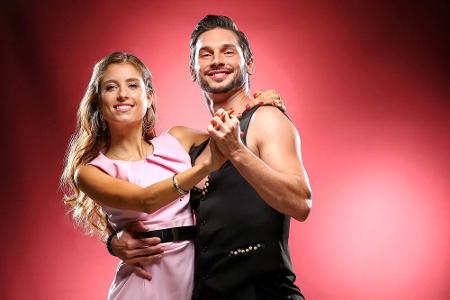 Cathy Fischer tritt mit Profi-Tänzer Marius Iepure bei 