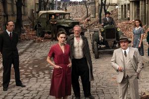 Anna (Christiane Paul) muss sich gegen den geldgierigen Armin Zettler (Axel Prahl) zur Wehr setzen