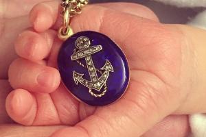 Mit diesem Bild verkündete Liv Taylor den Namen ihres neugeborenen Sohnes