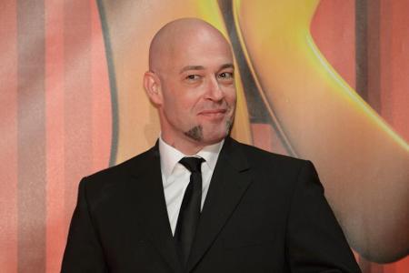 Der Graf verkleidete sich und löste so sein Sprachproblem