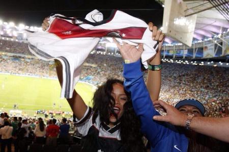 Rihanna außer sich vor Freude beim WM-Finale im legendären Maracana-Stadion