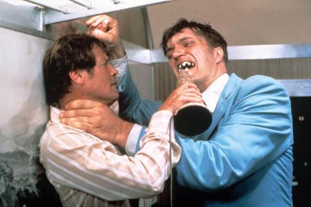 02 Richard Kiel Roger Moore 2 Imago Unites Archives spion der imago54338428h.jpg