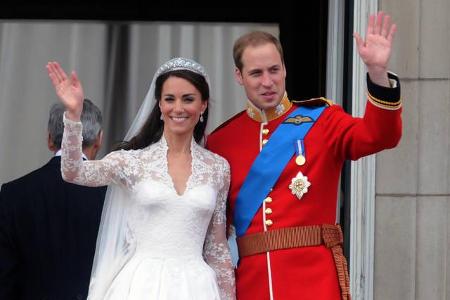 ...Hochzeit im April 2011 alles absolut planmäßig verläuft für das schöne Paar. 18 Monate nach der pompösen Heirat war die H...